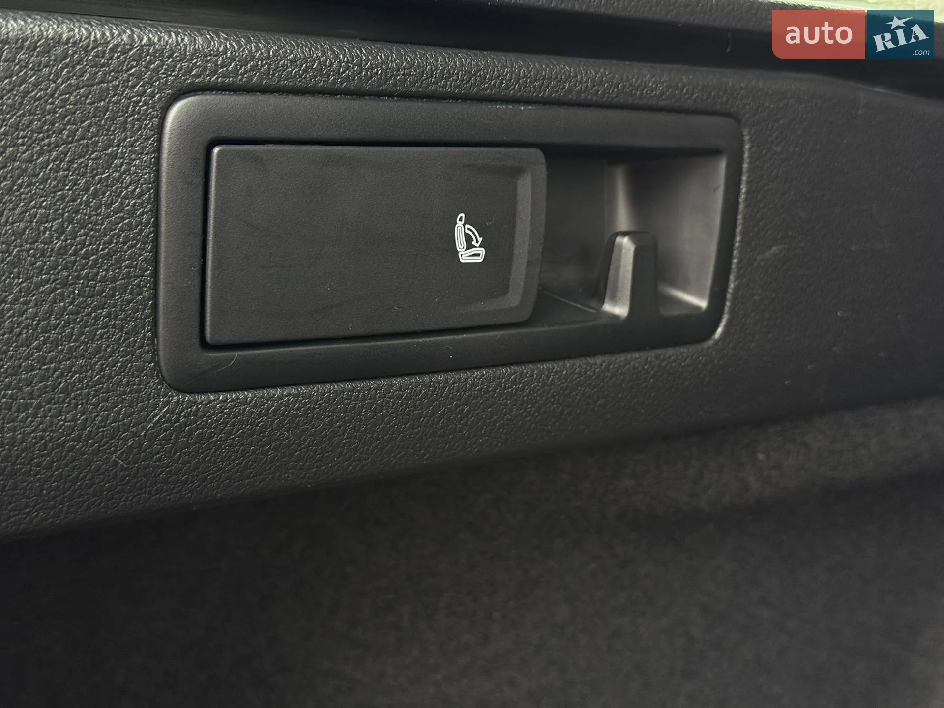 2019 Volkswagen Passat - мініатюра 34
