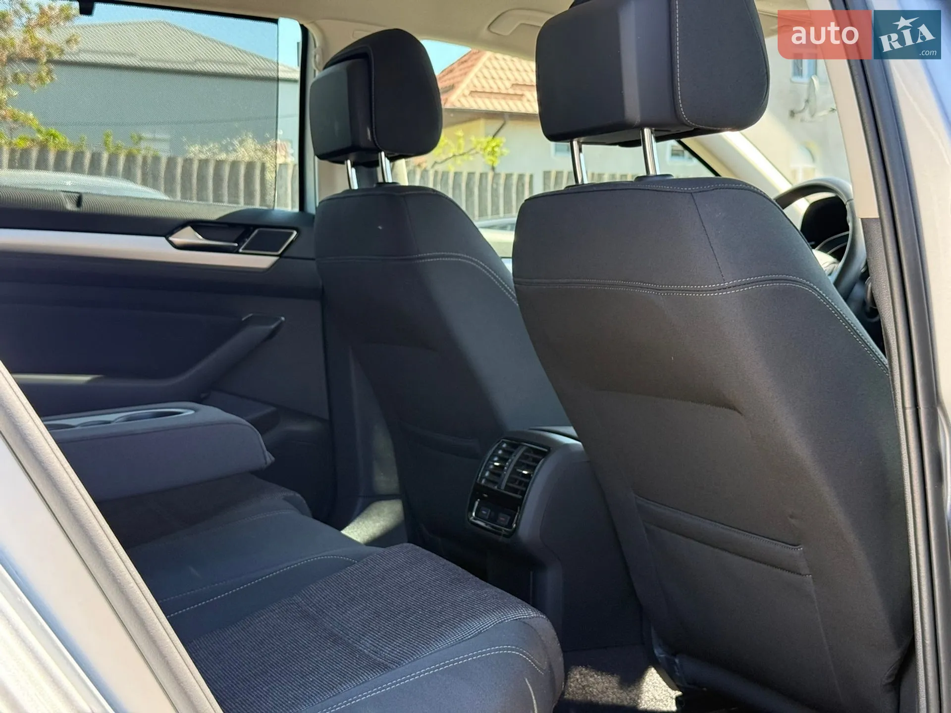 2019 Volkswagen Passat - мініатюра 39