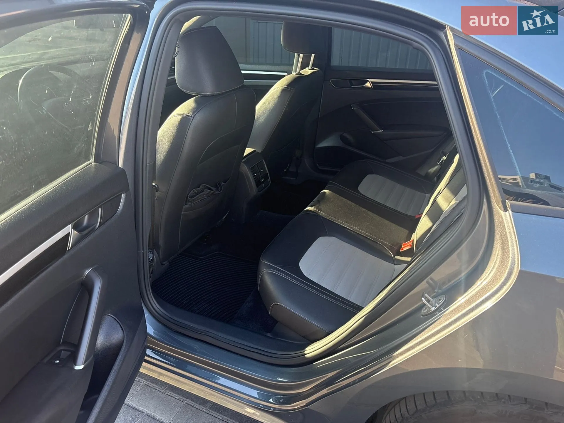2018 Volkswagen Passat - мініатюра 12