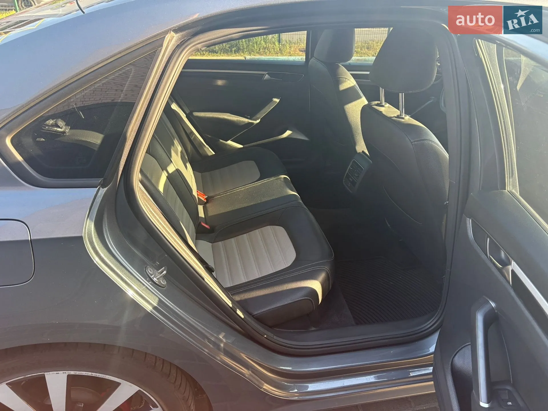 2018 Volkswagen Passat - мініатюра 9