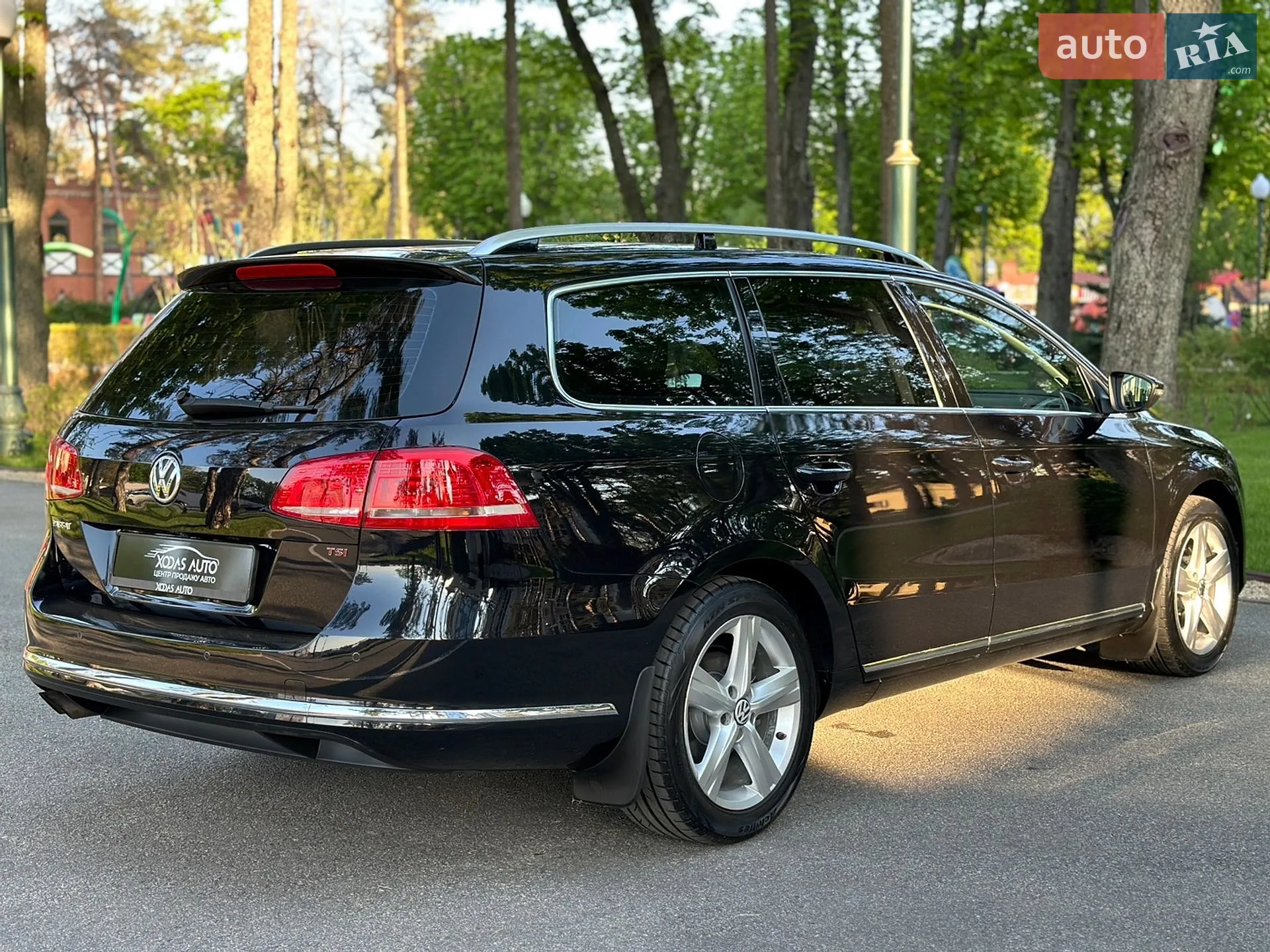 2011 Volkswagen Passat - мініатюра 16