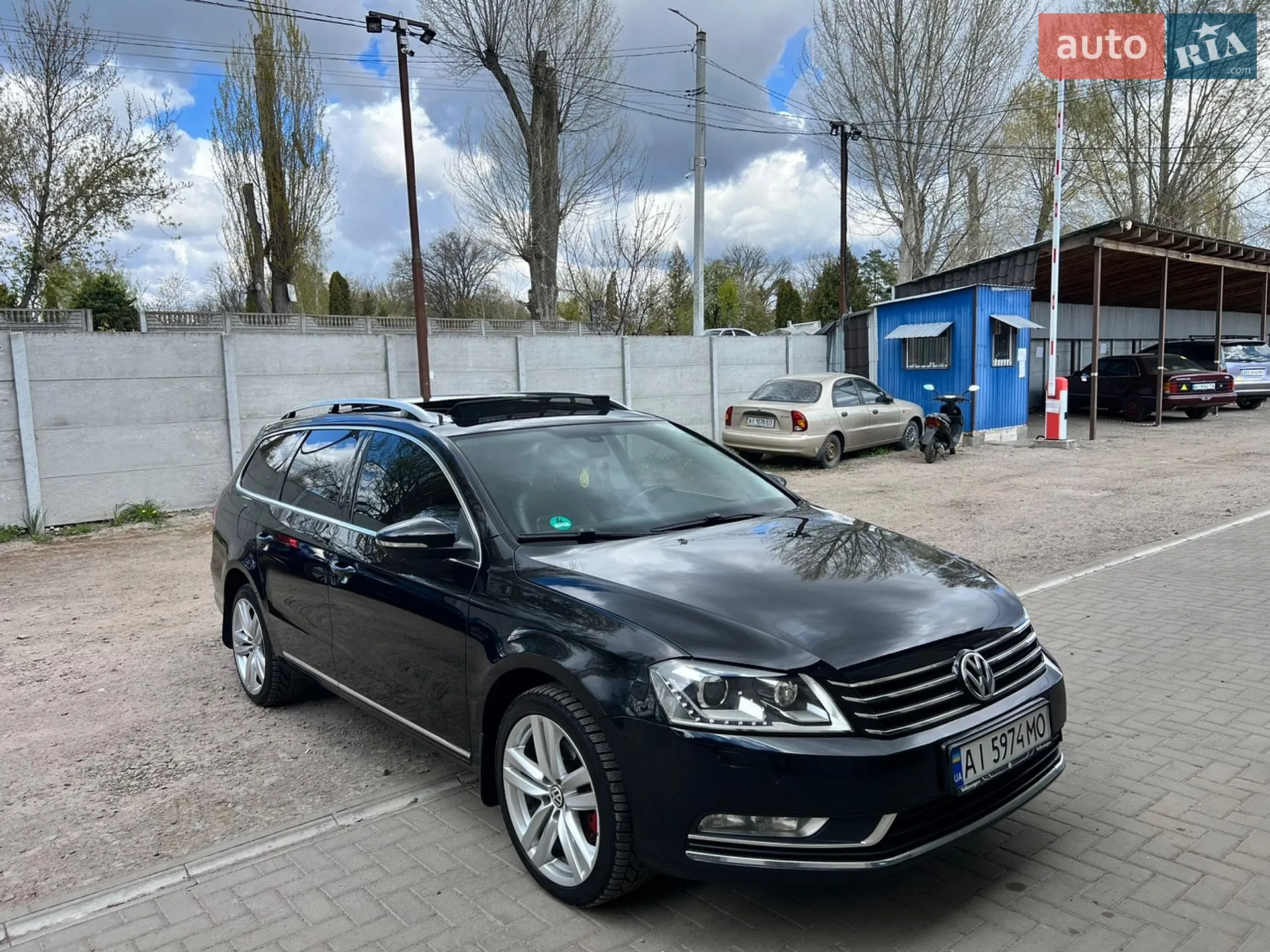 2011 Volkswagen Passat - мініатюра 2