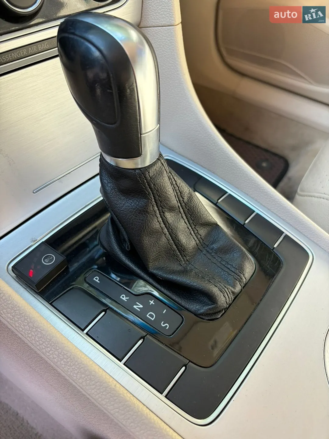 2013 Volkswagen Passat - мініатюра 16