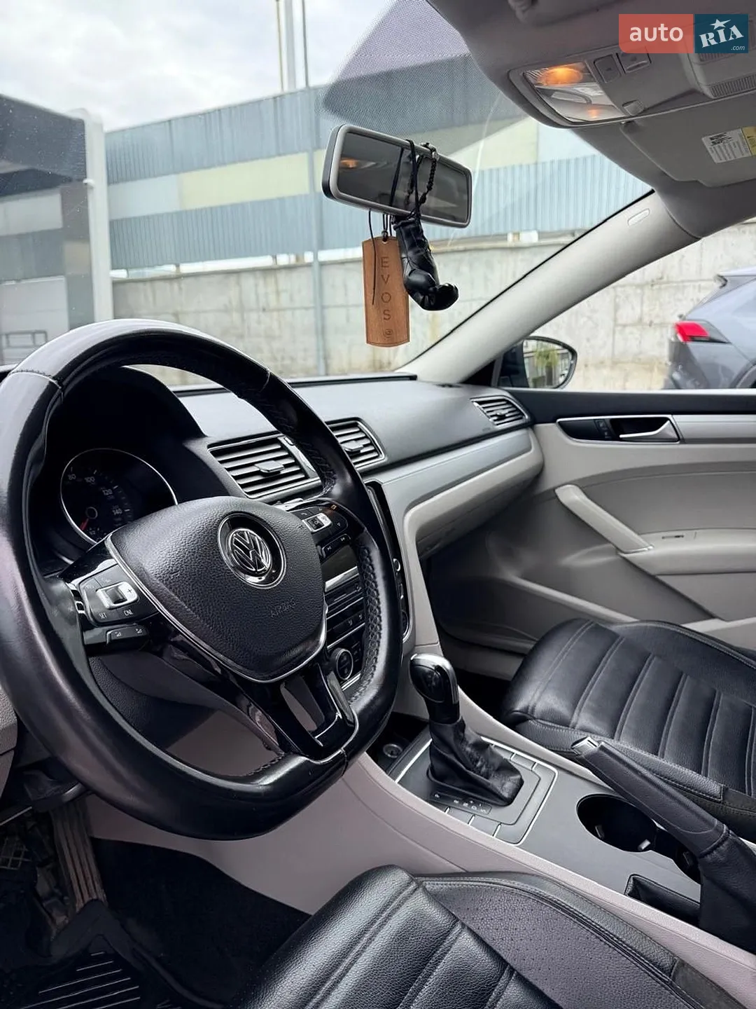 2015 Volkswagen Passat - мініатюра 34