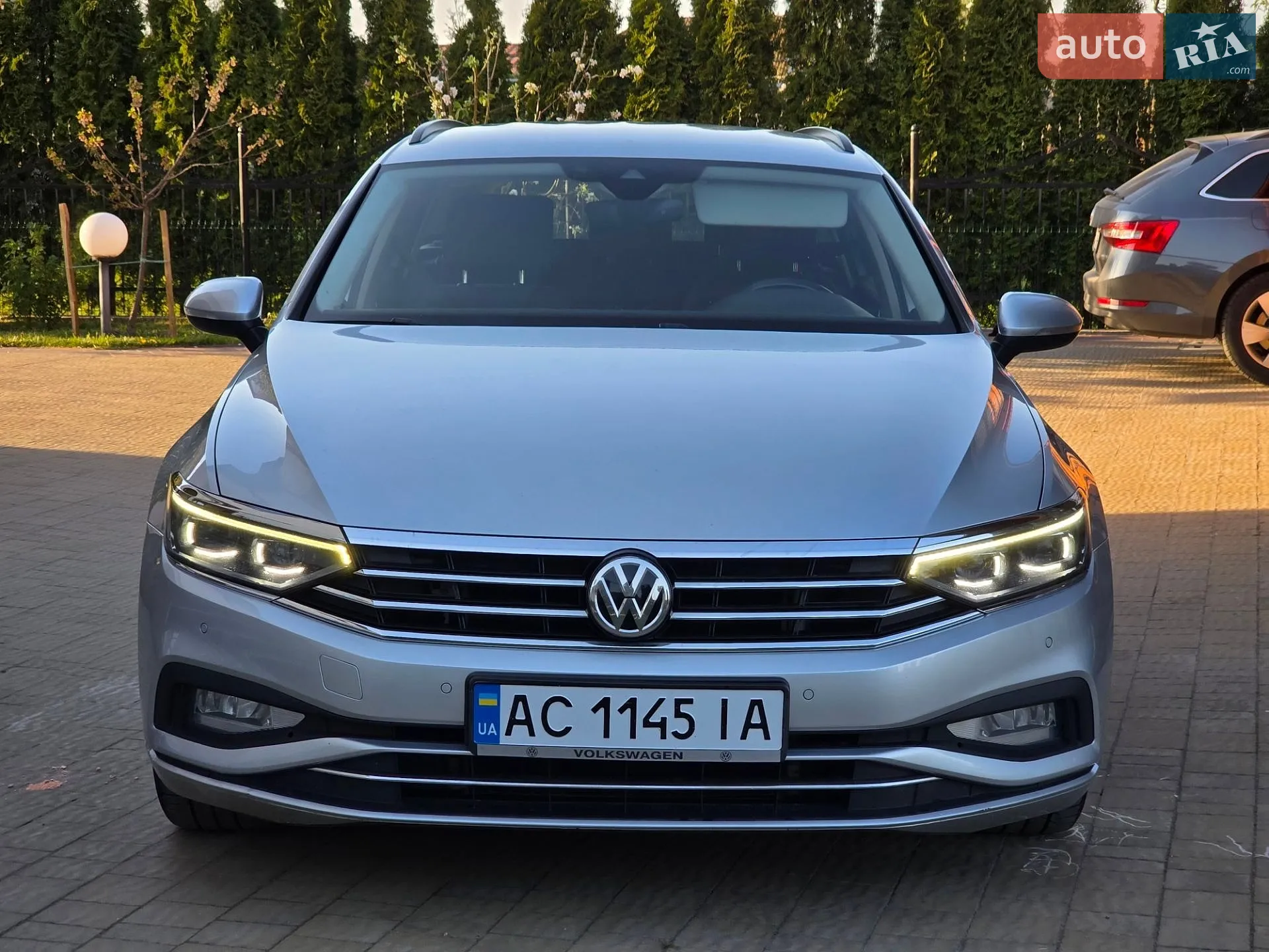2019 Volkswagen Passat - мініатюра 2