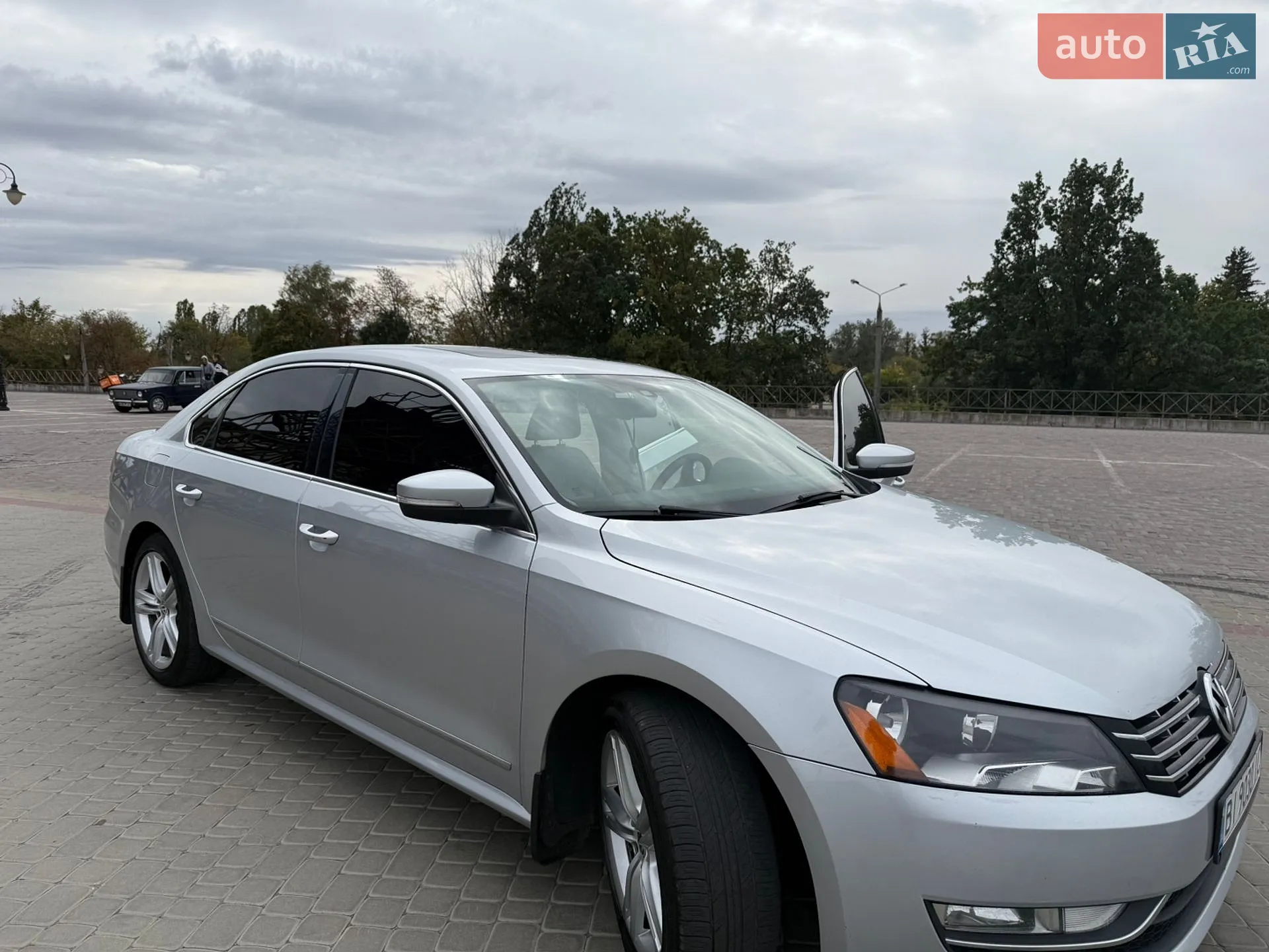 2013 Volkswagen Passat - мініатюра 2