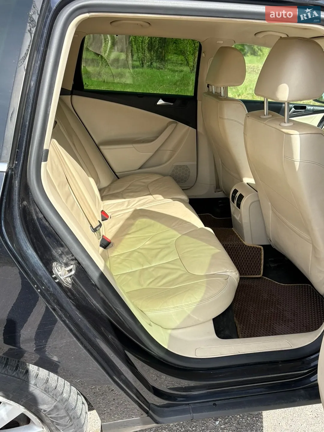 2010 Volkswagen Passat - мініатюра 26
