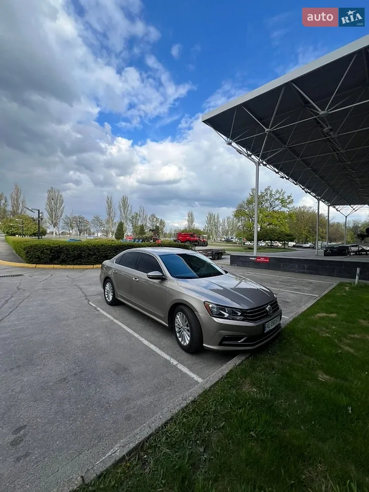 2015 Volkswagen Passat - мініатюра 21