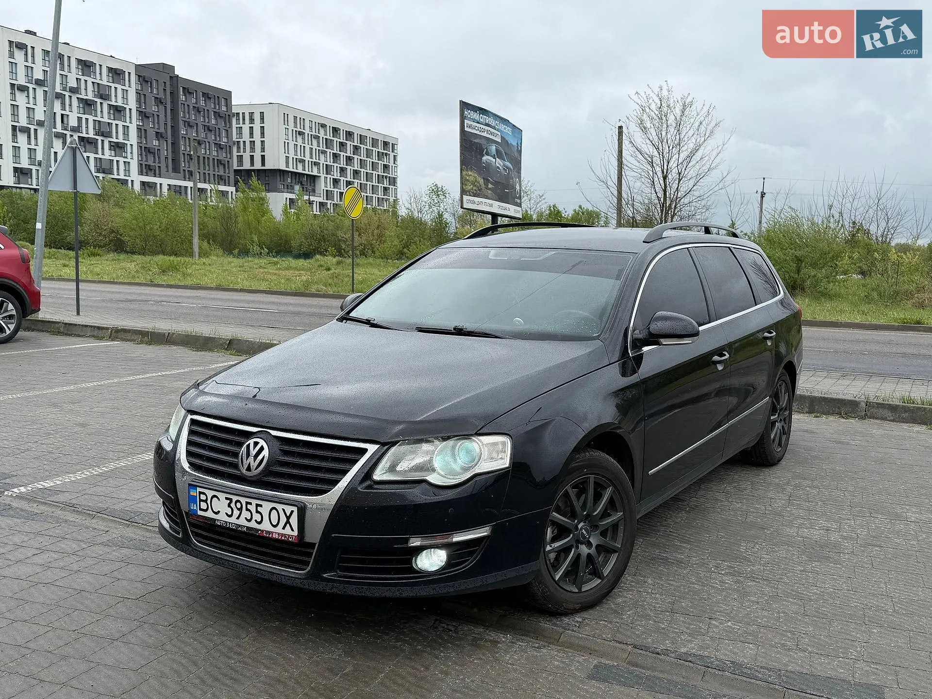 2010 Volkswagen Passat - мініатюра 2