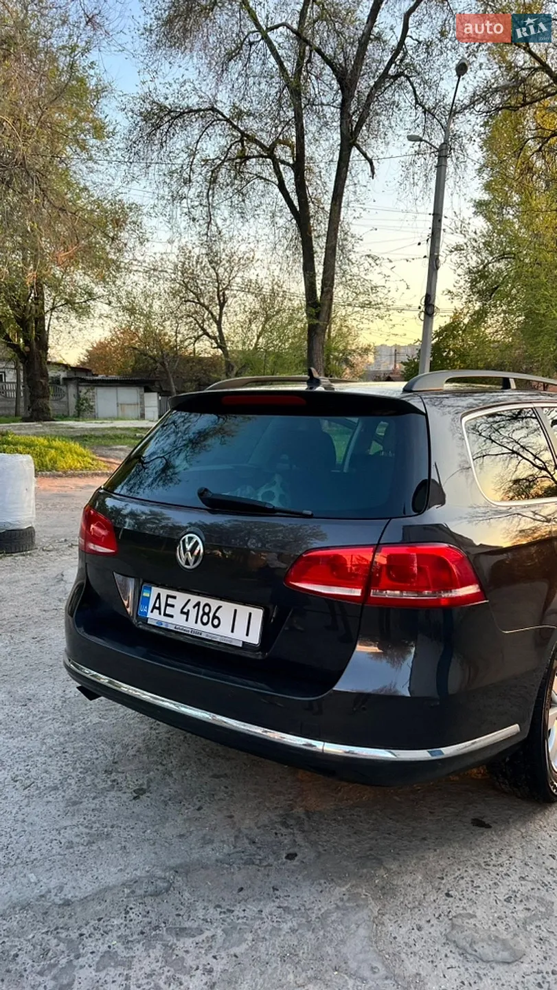2011 Volkswagen Passat - мініатюра 9