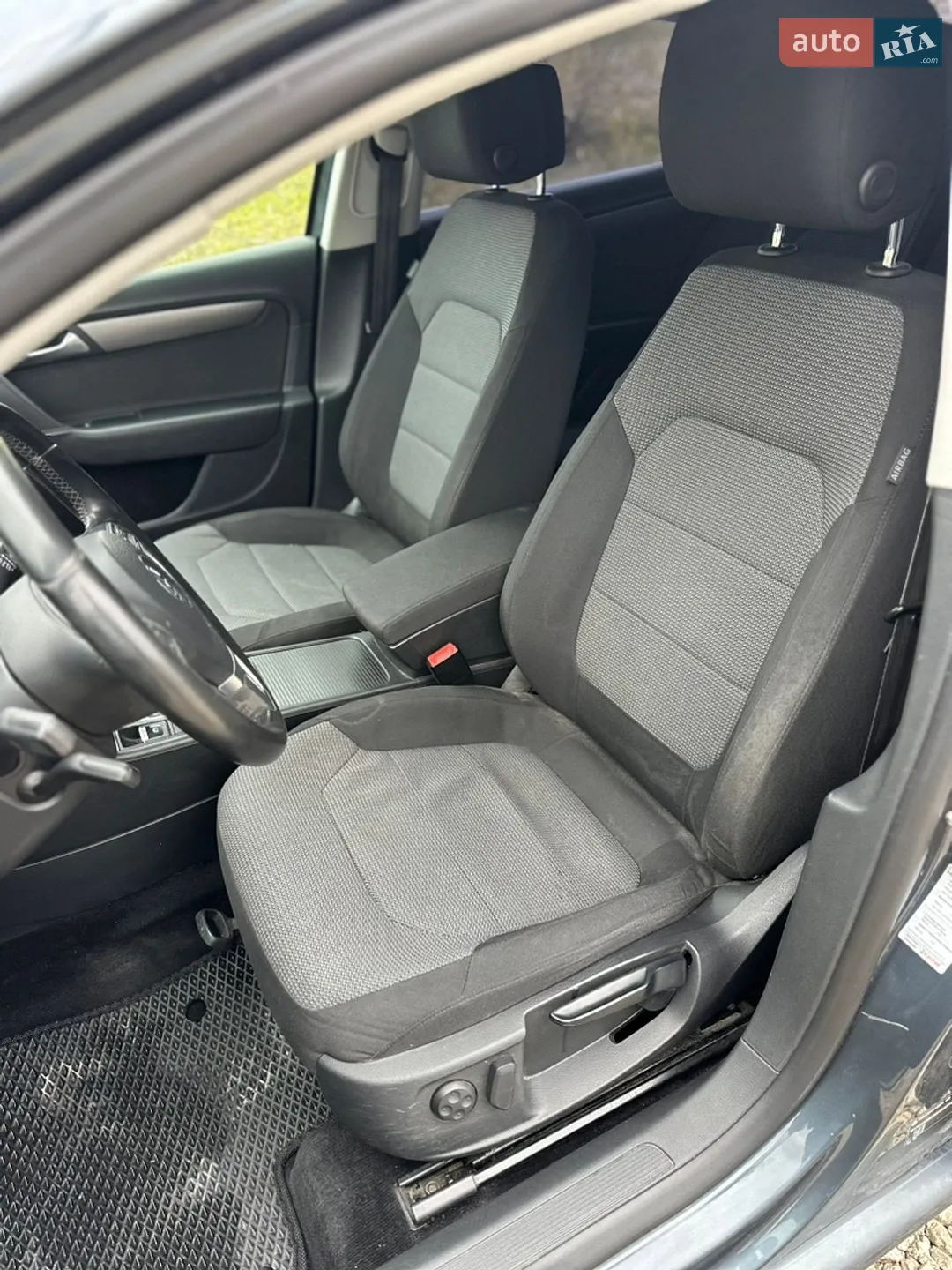 2012 Volkswagen Passat - мініатюра 11