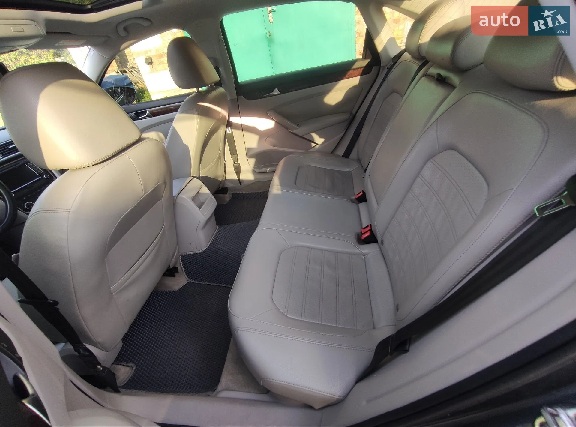 2011 Volkswagen Passat - мініатюра 29