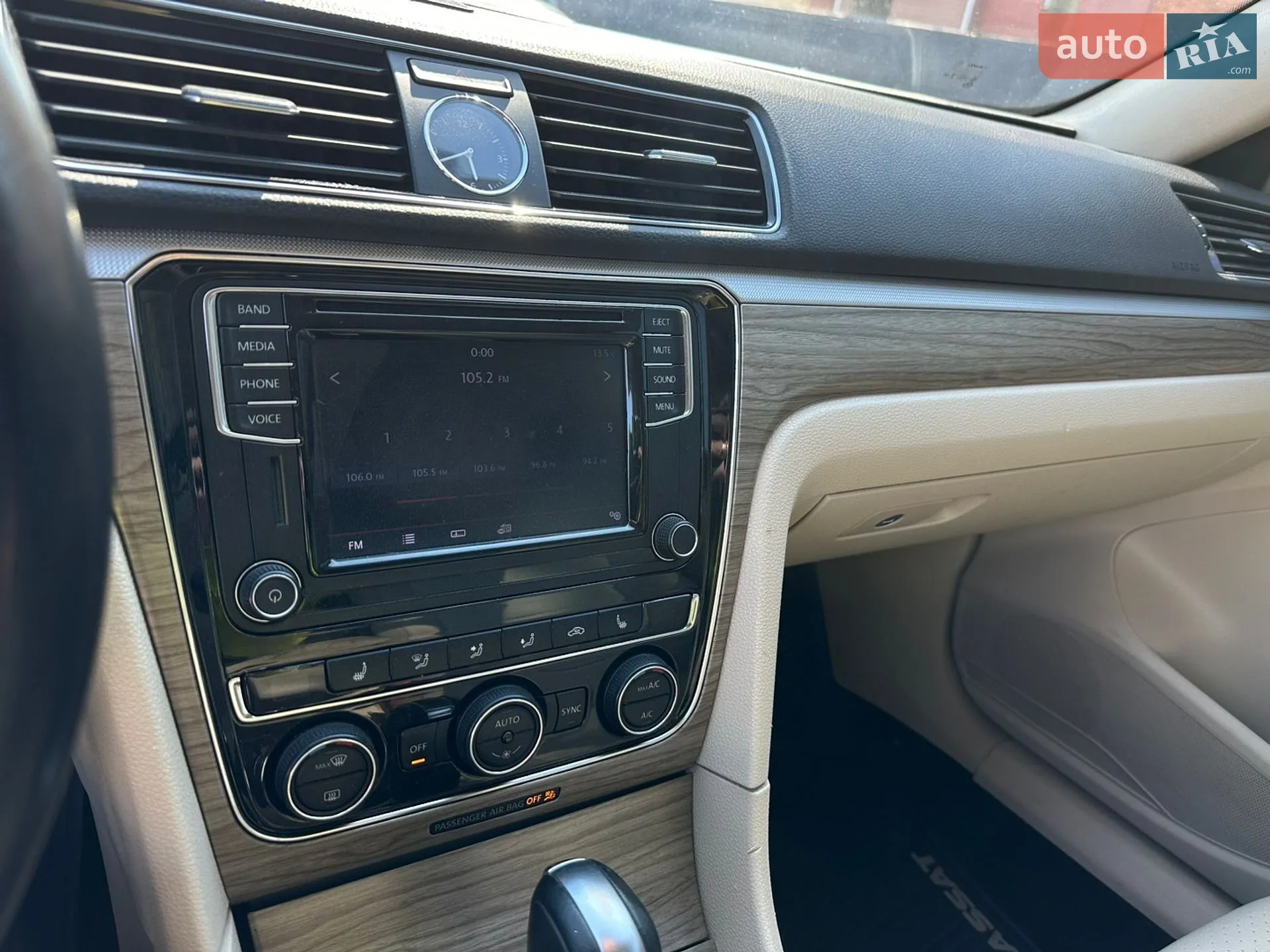 2016 Volkswagen Passat - мініатюра 38