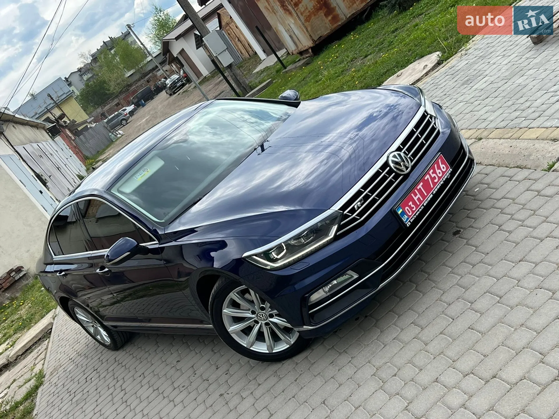 2019 Volkswagen Passat - мініатюра 2
