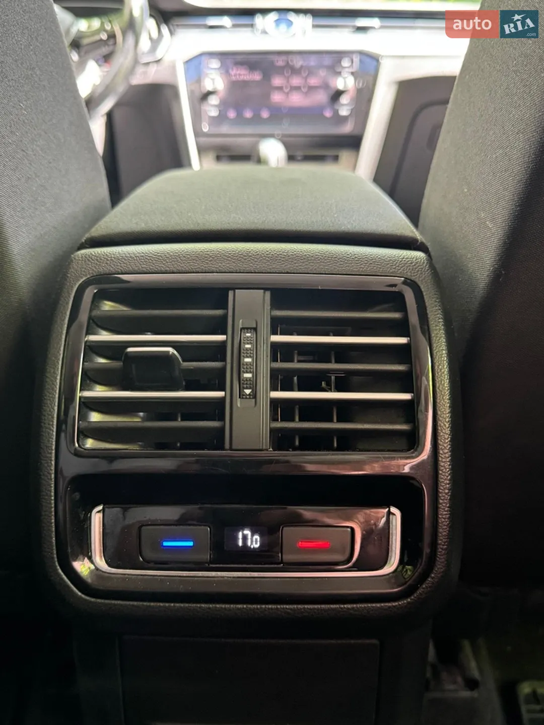 2017 Volkswagen Passat - мініатюра 20
