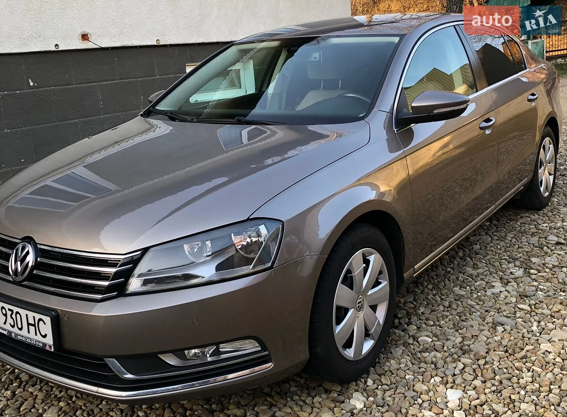 2011 Volkswagen Passat - мініатюра 2