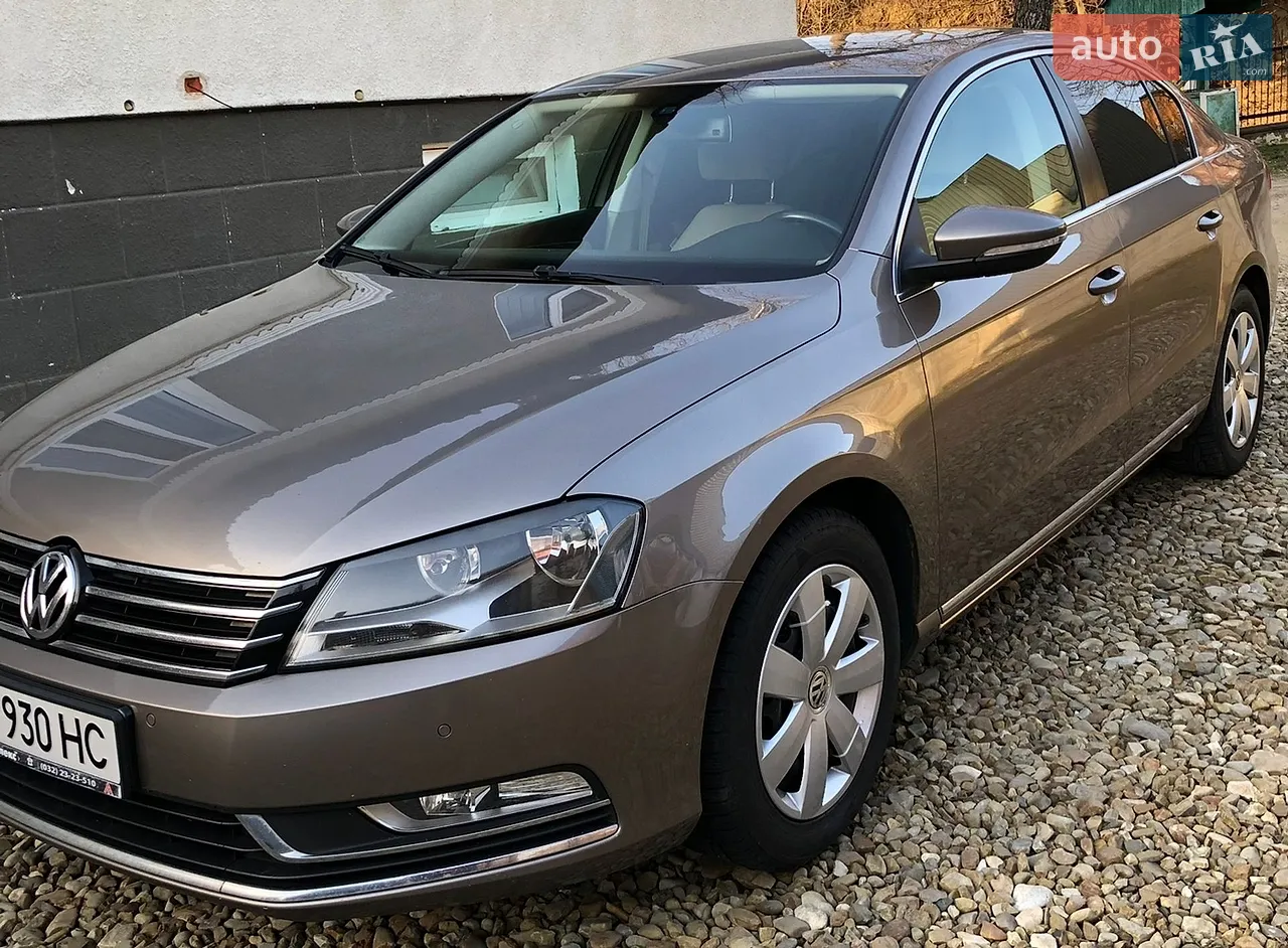 2010 Volkswagen Passat - мініатюра 16