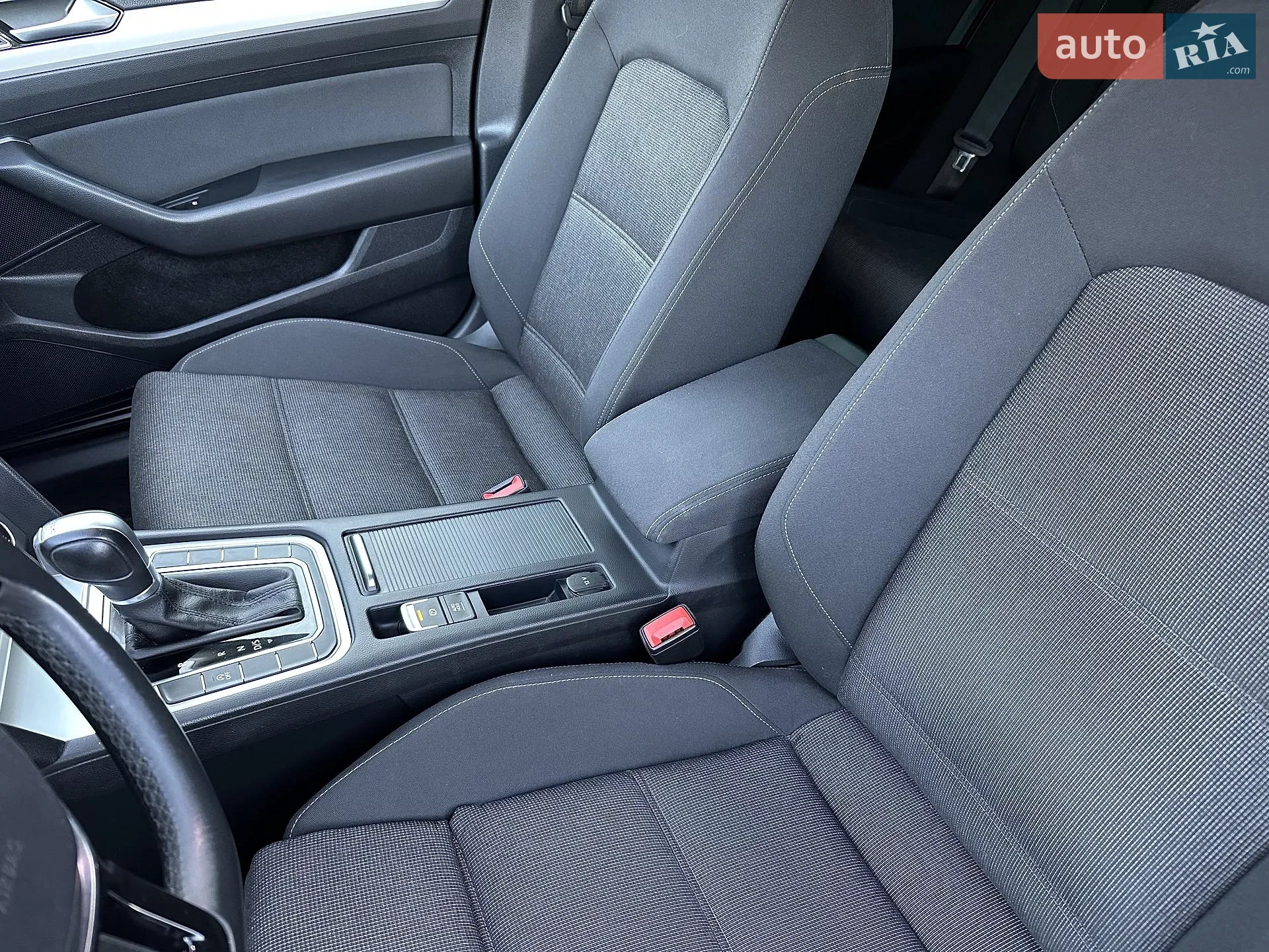 2016 Volkswagen Passat - мініатюра 48