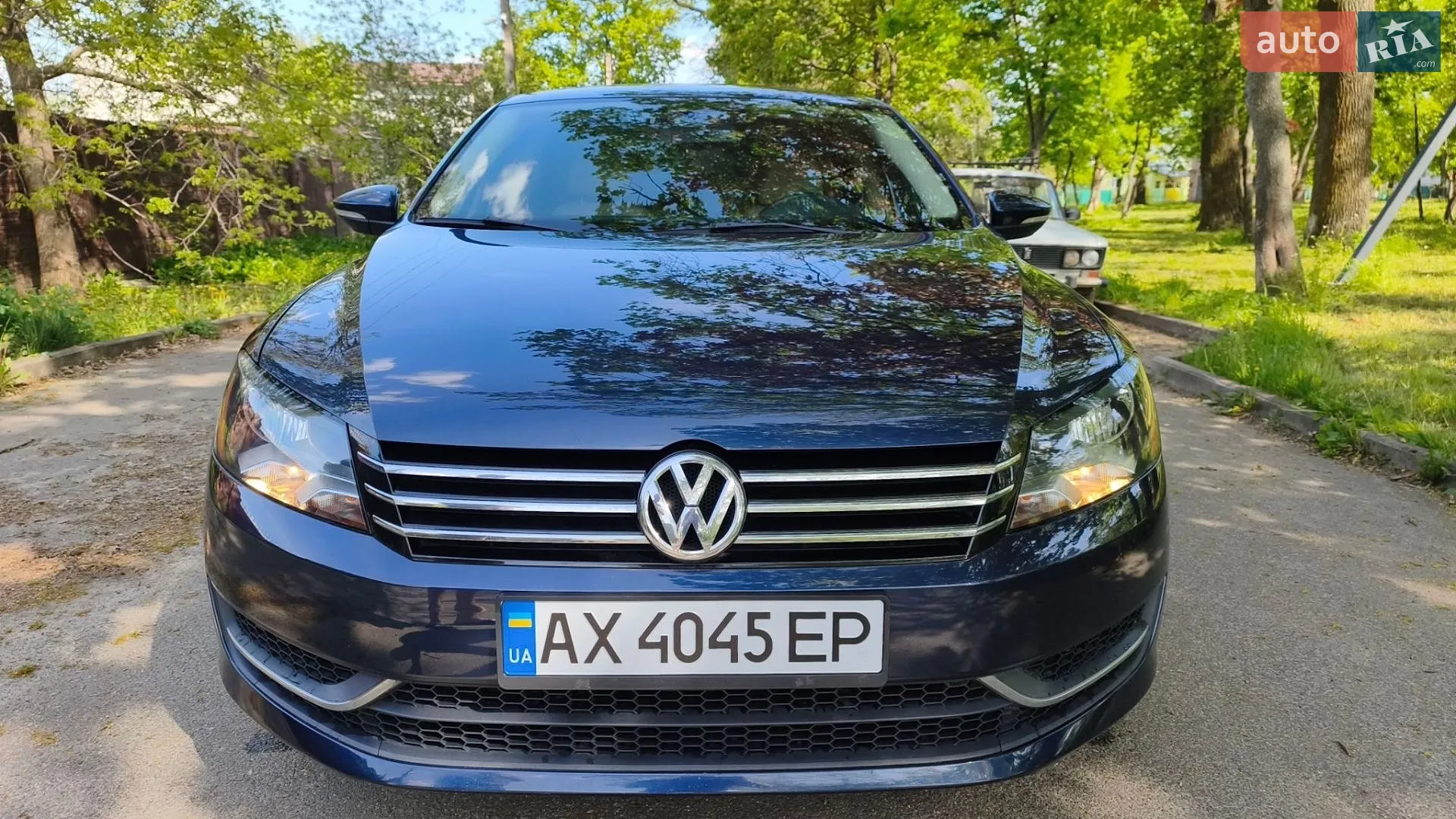 2011 Volkswagen Passat - мініатюра 2