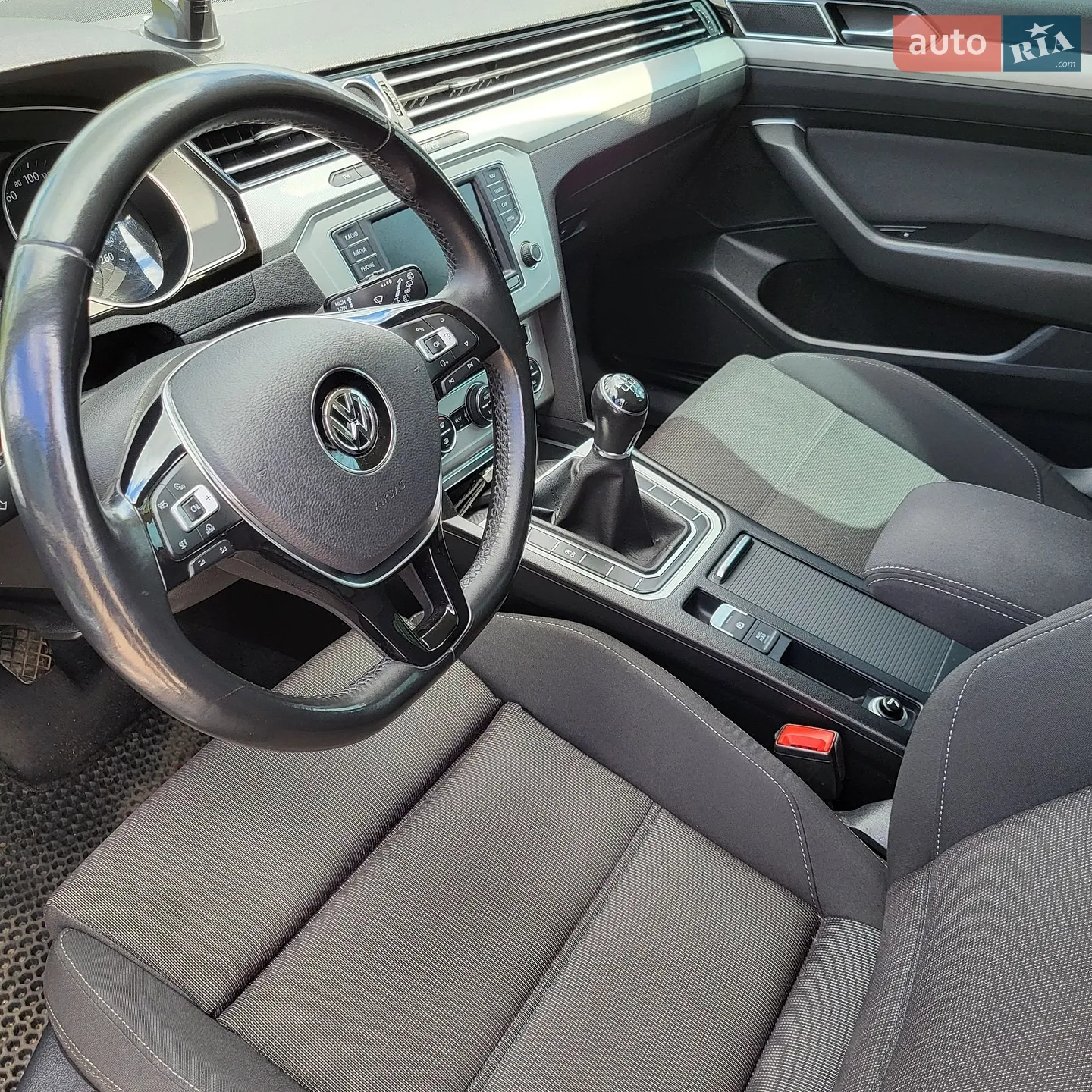 2015 Volkswagen Passat - мініатюра 10