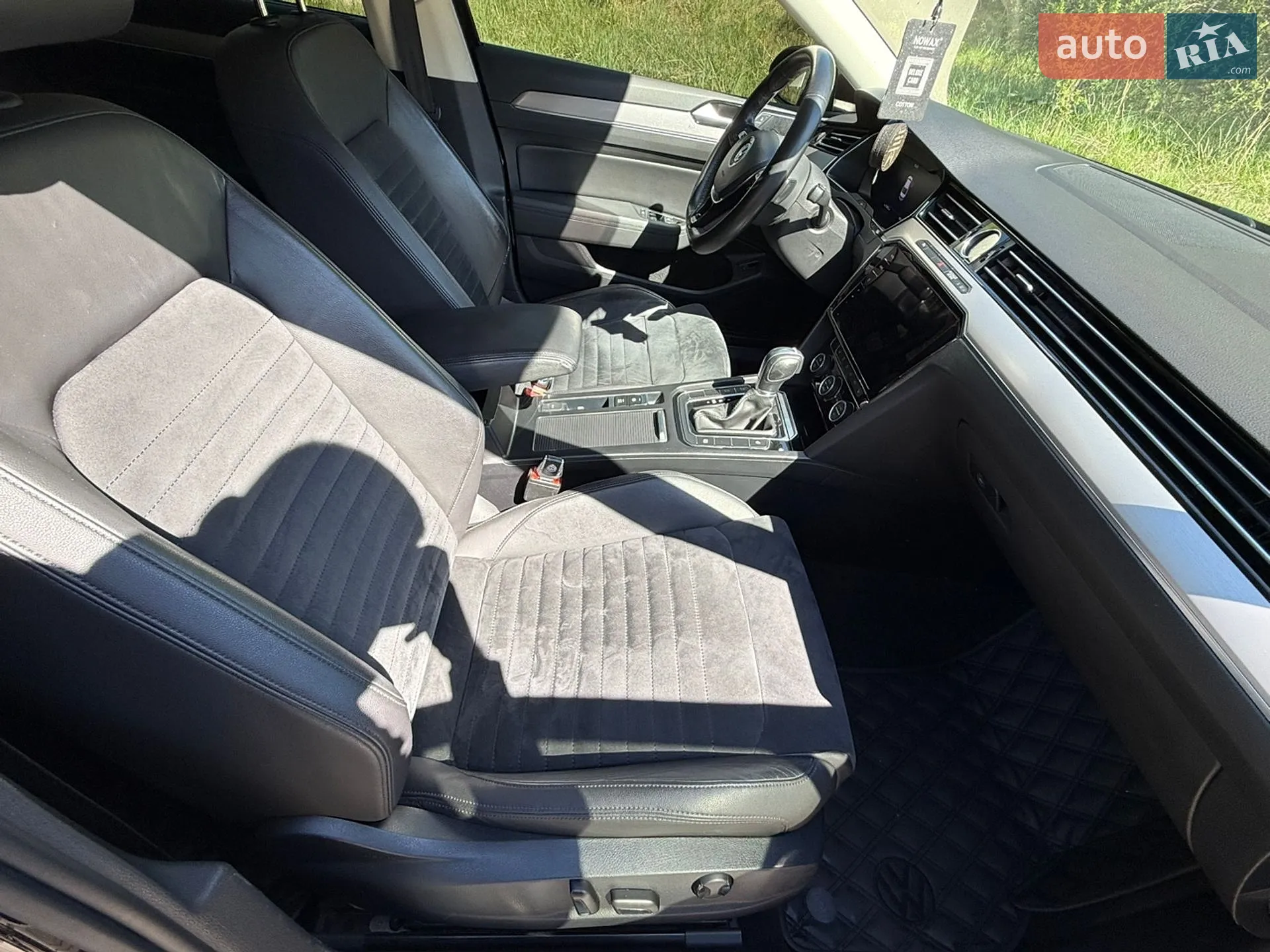 2019 Volkswagen Passat - мініатюра 19