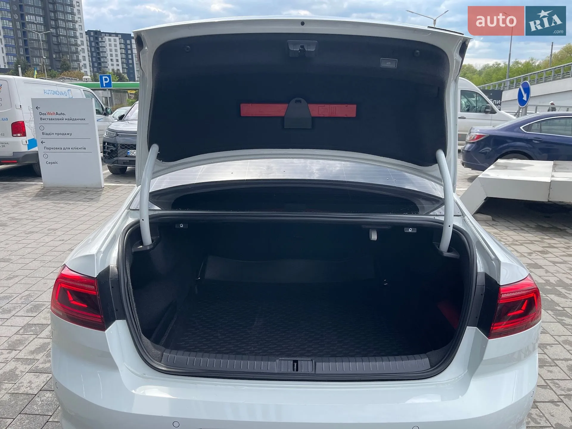2021 Volkswagen Passat - мініатюра 26