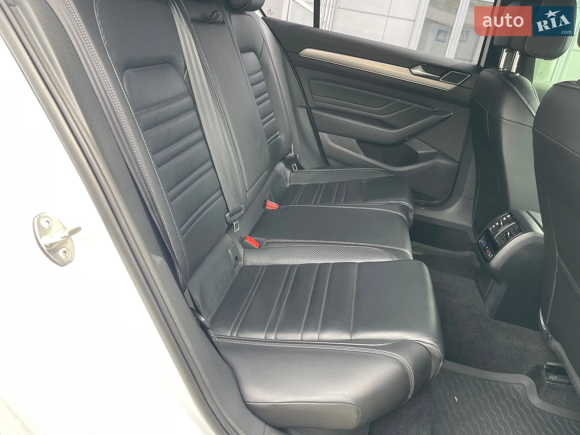 2021 Volkswagen Passat - мініатюра 69