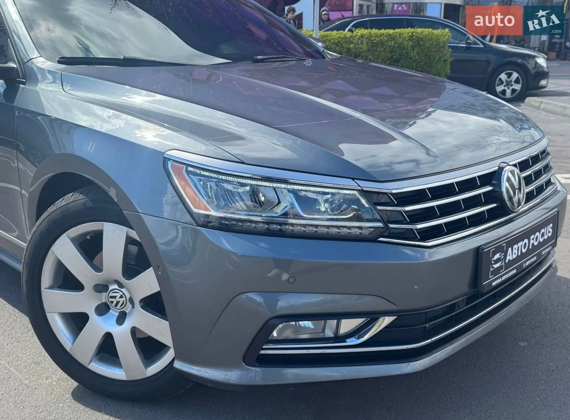 2017 Volkswagen Passat - мініатюра 2
