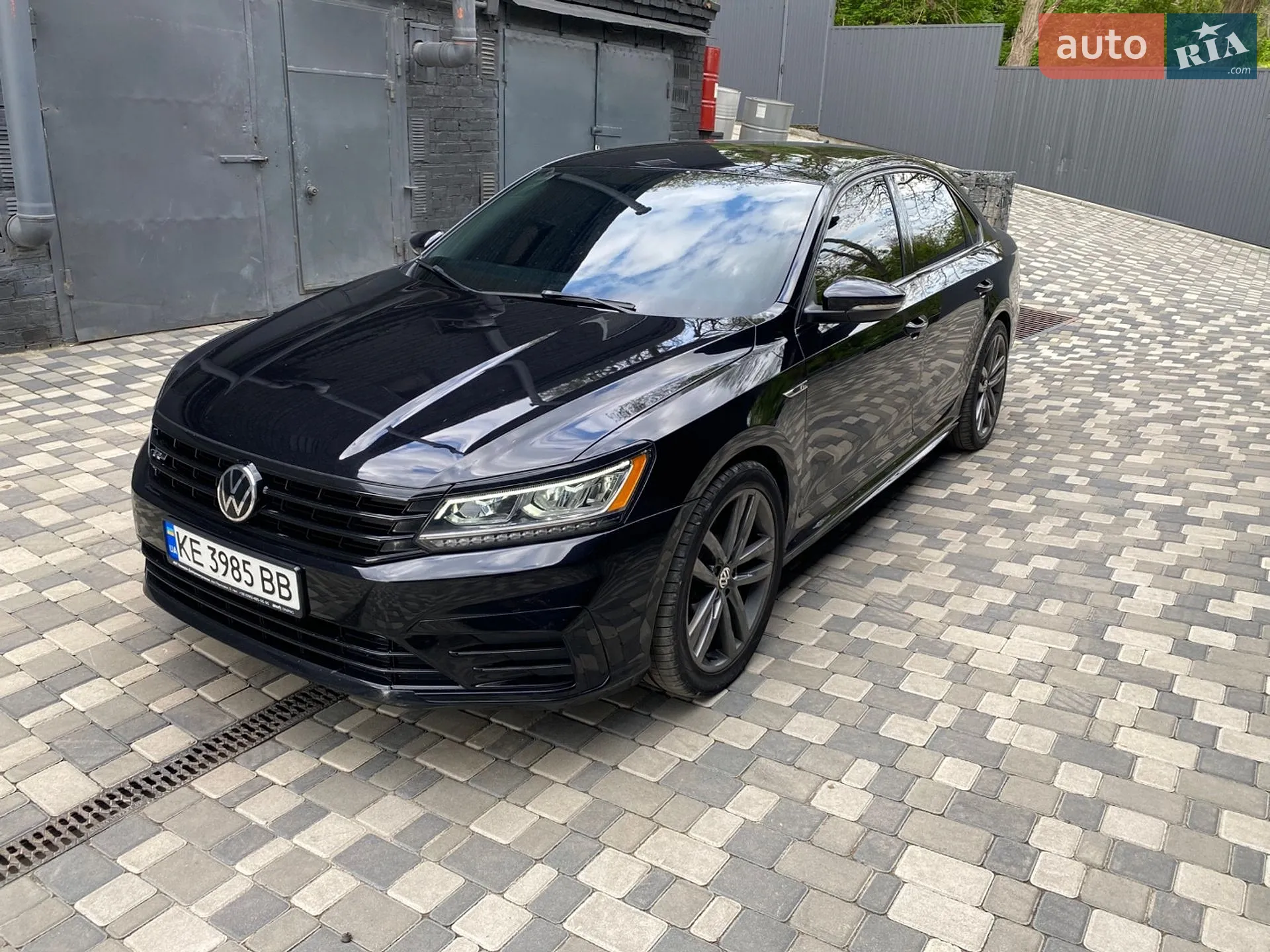 2017 Volkswagen Passat - мініатюра 3