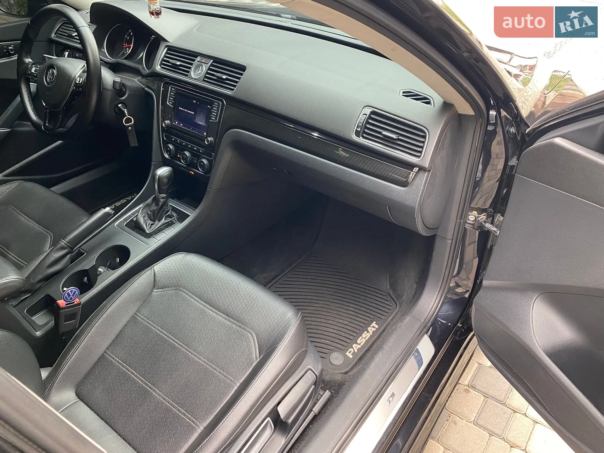 2017 Volkswagen Passat - мініатюра 8