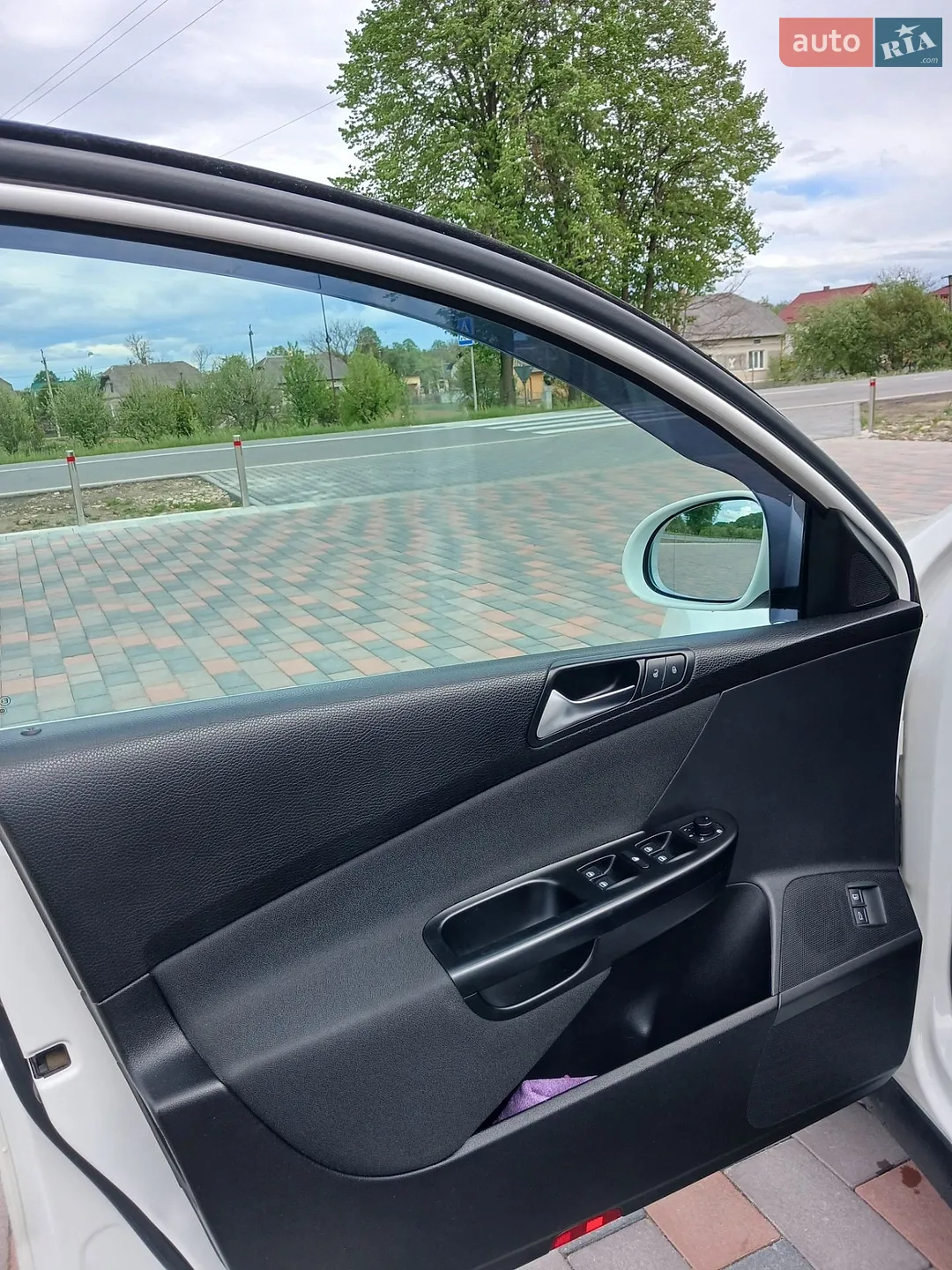 2010 Volkswagen Passat - мініатюра 7