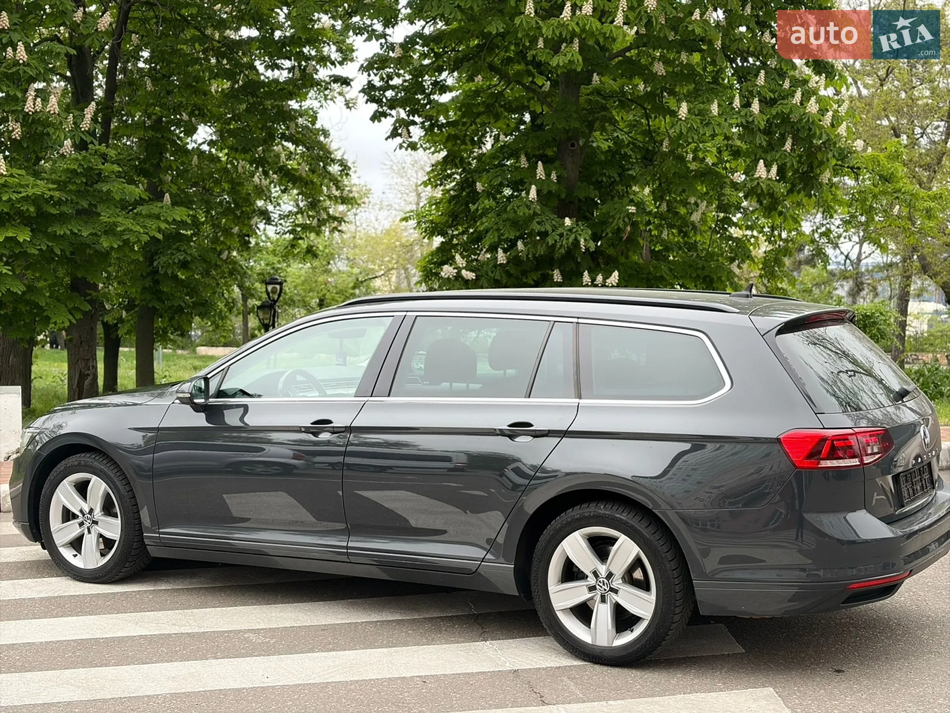 2019 Volkswagen Passat - мініатюра 29