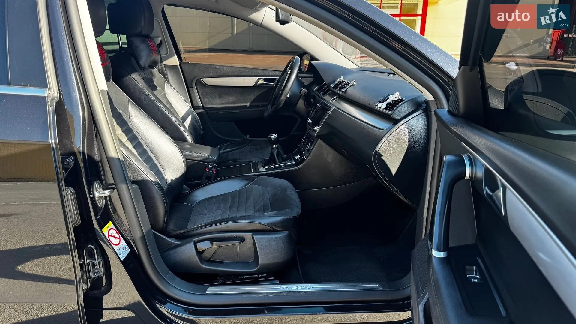 2012 Volkswagen Passat - мініатюра 16