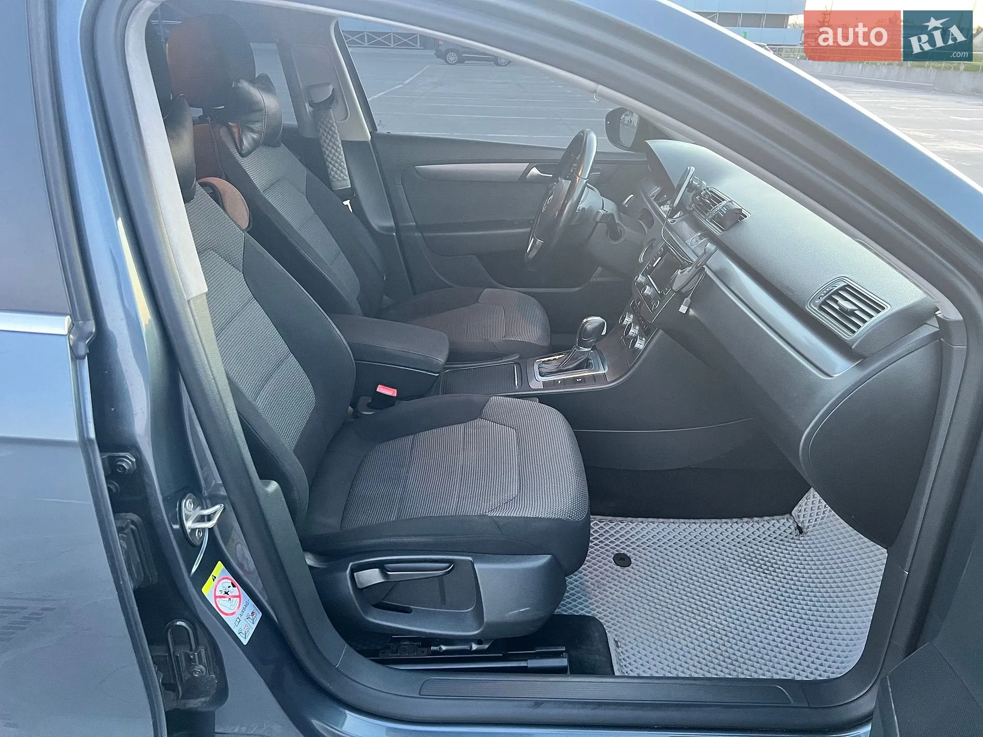 2014 Volkswagen Passat - мініатюра 21