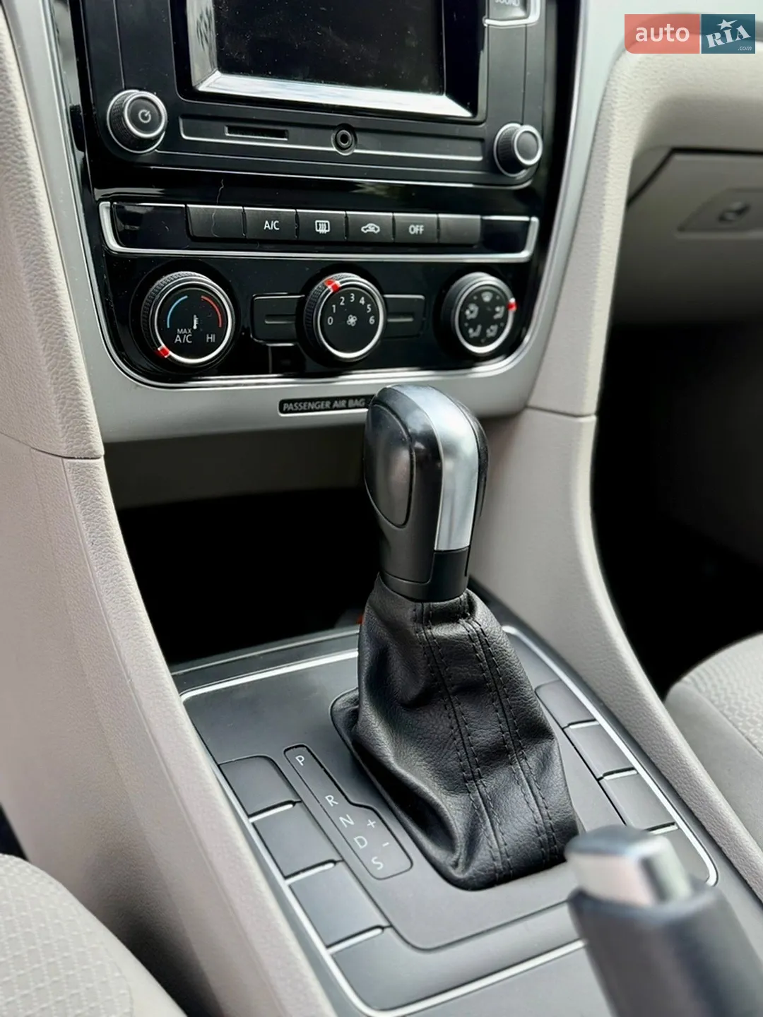 2018 Volkswagen Passat - мініатюра 15