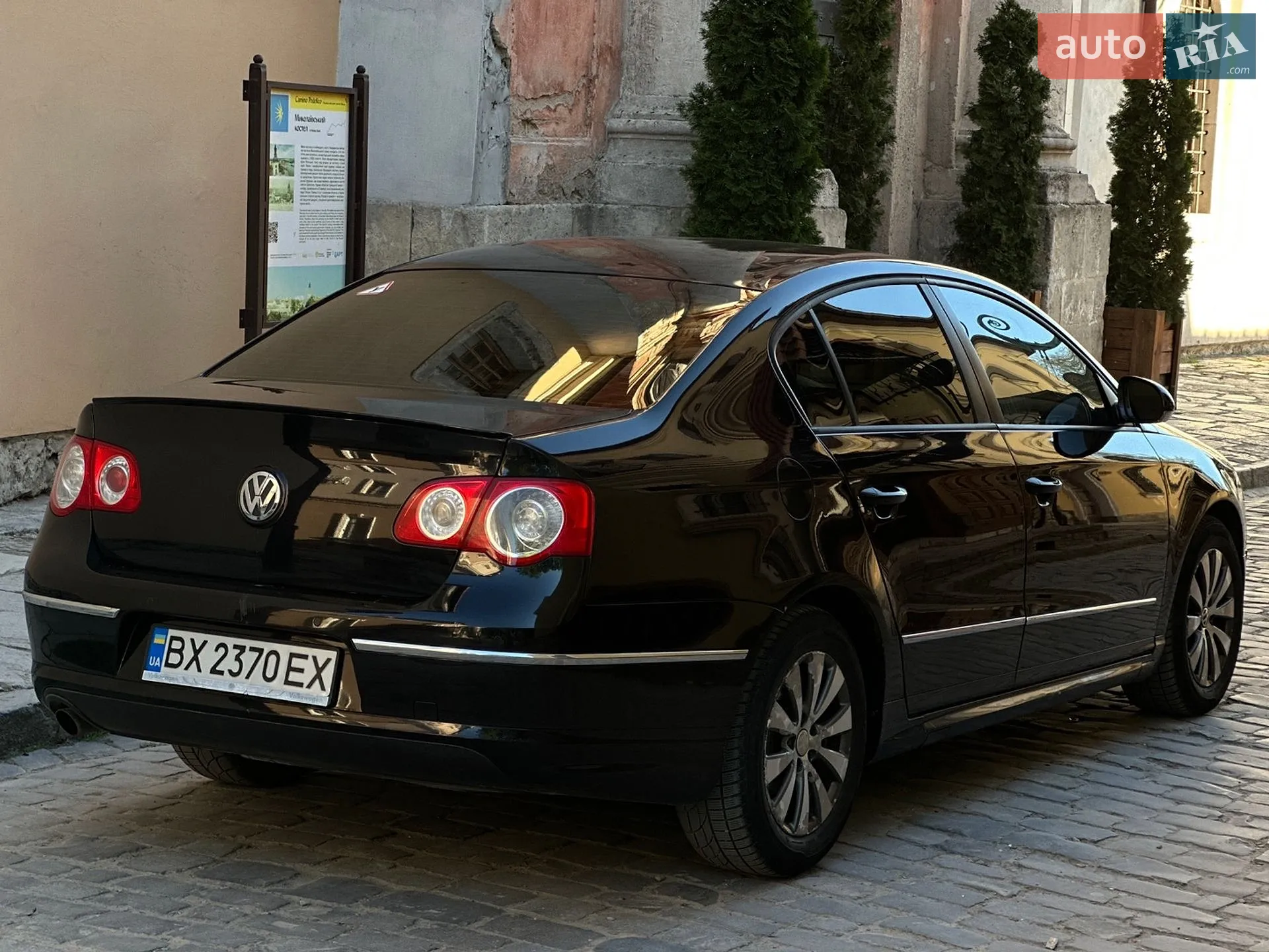 2010 Volkswagen Passat - мініатюра 4