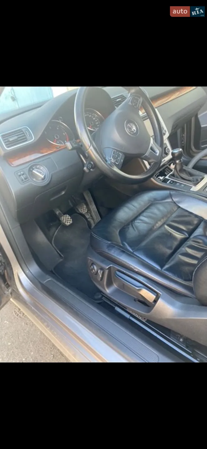 2011 Volkswagen Passat - мініатюра 6