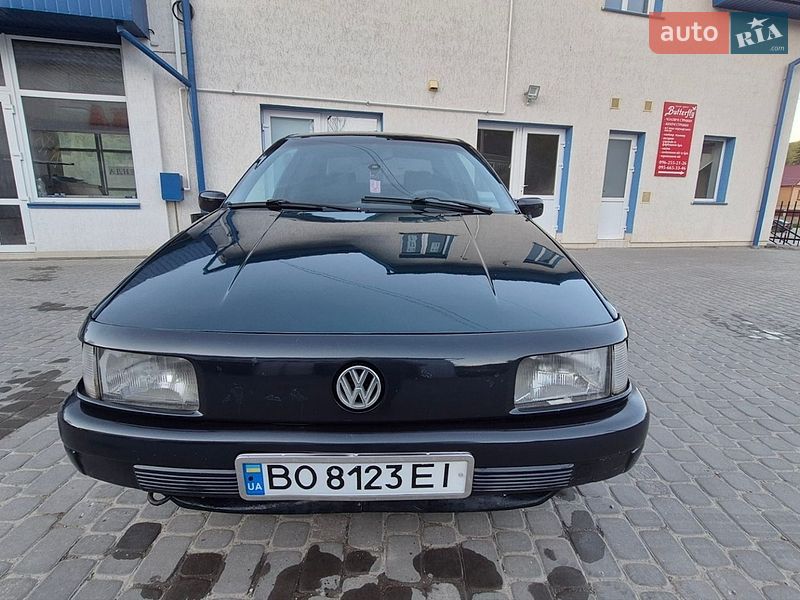 Седан Volkswagen Passat 1991 в Тернополе