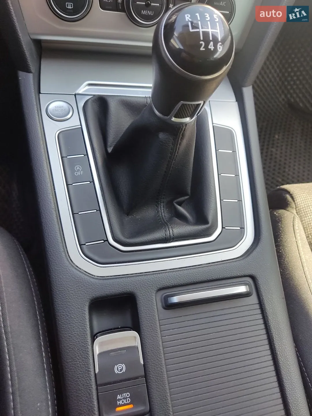 2015 Volkswagen Passat - мініатюра 10