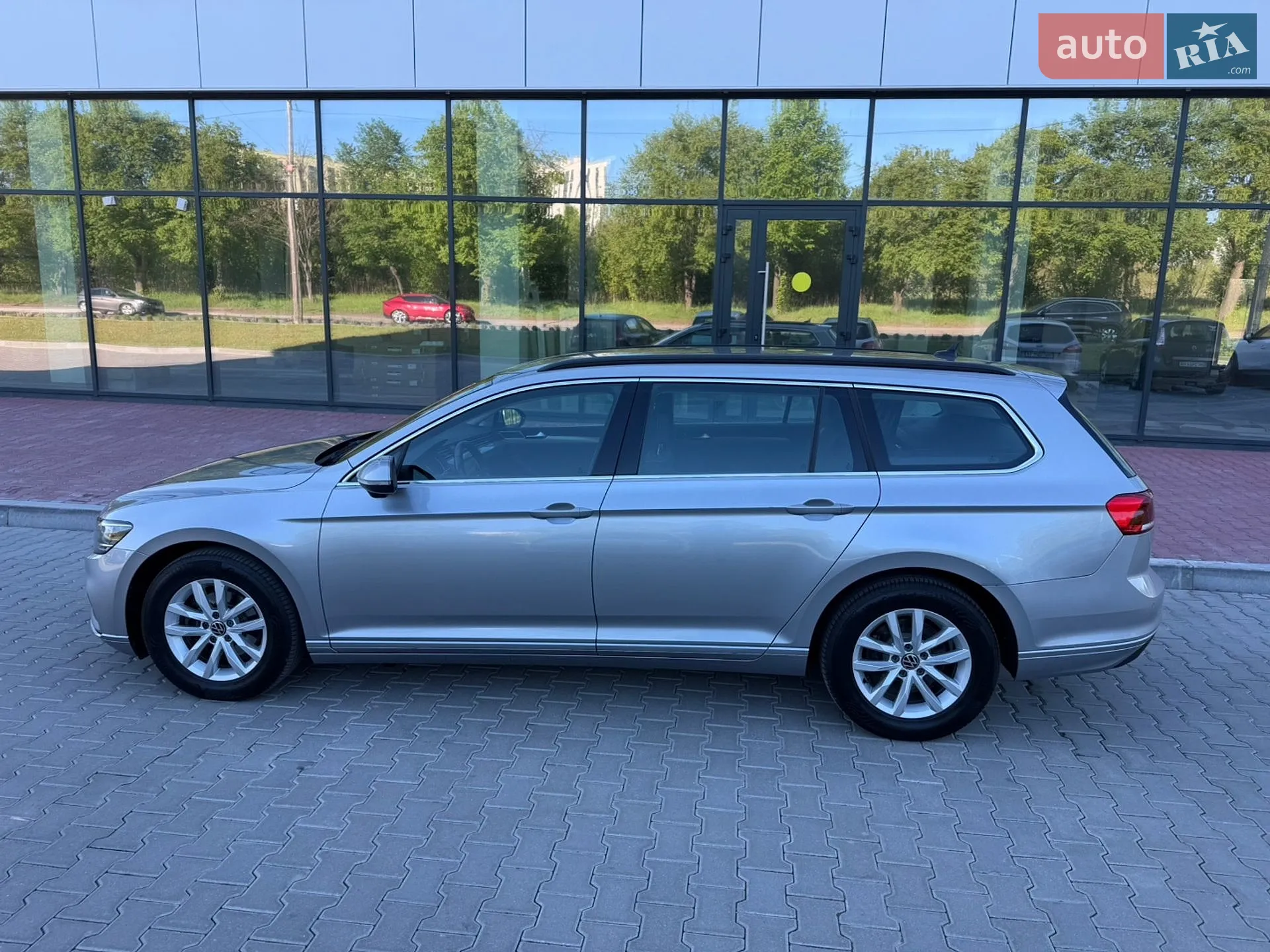 2023 Volkswagen Passat - мініатюра 4