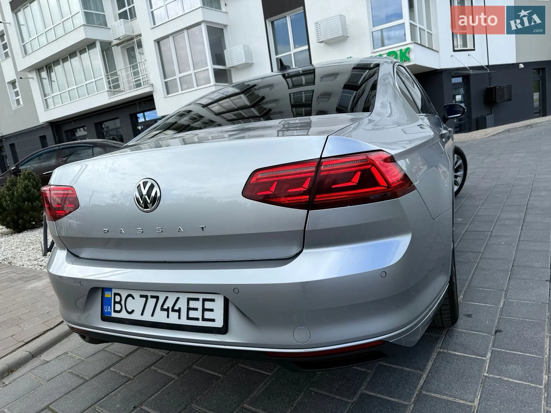 2020 Volkswagen Passat - мініатюра 17