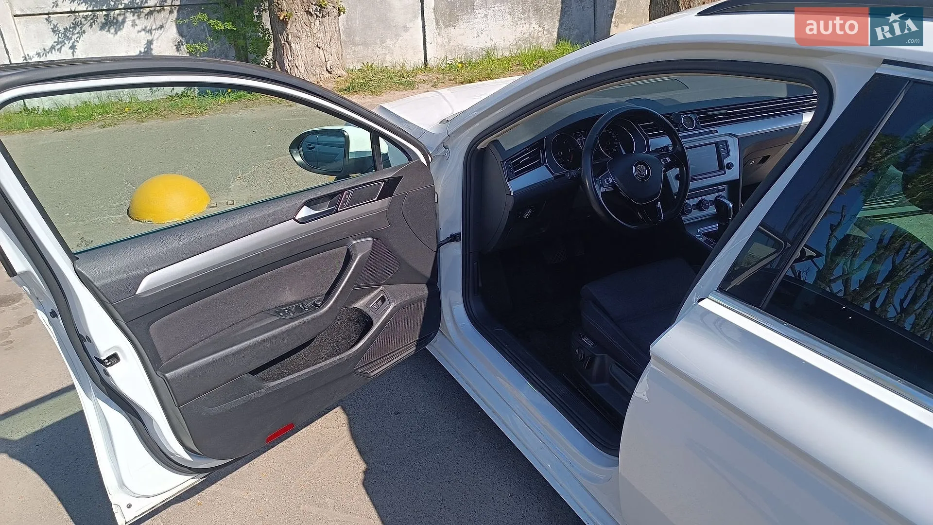 2016 Volkswagen Passat - мініатюра 15