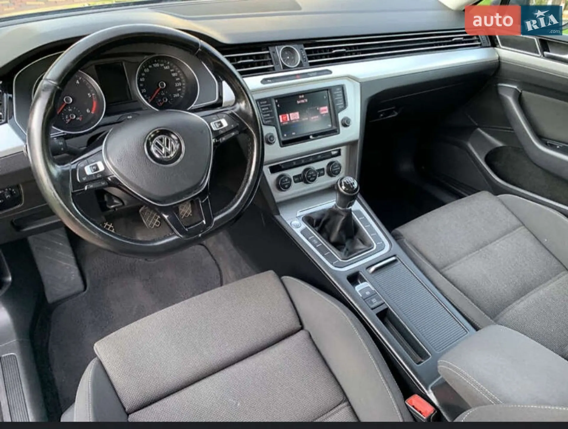 2016 Volkswagen Passat - мініатюра 13
