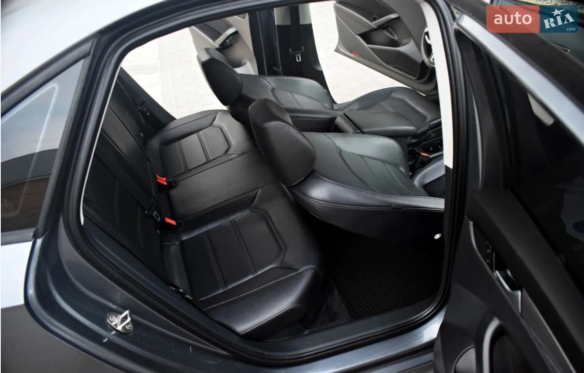 2016 Volkswagen Passat - мініатюра 16