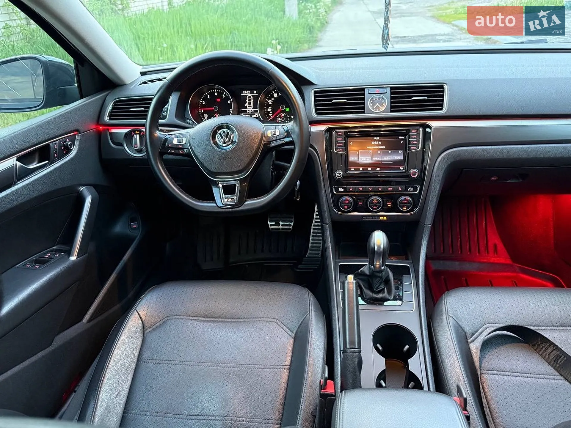 2017 Volkswagen Passat - мініатюра 40
