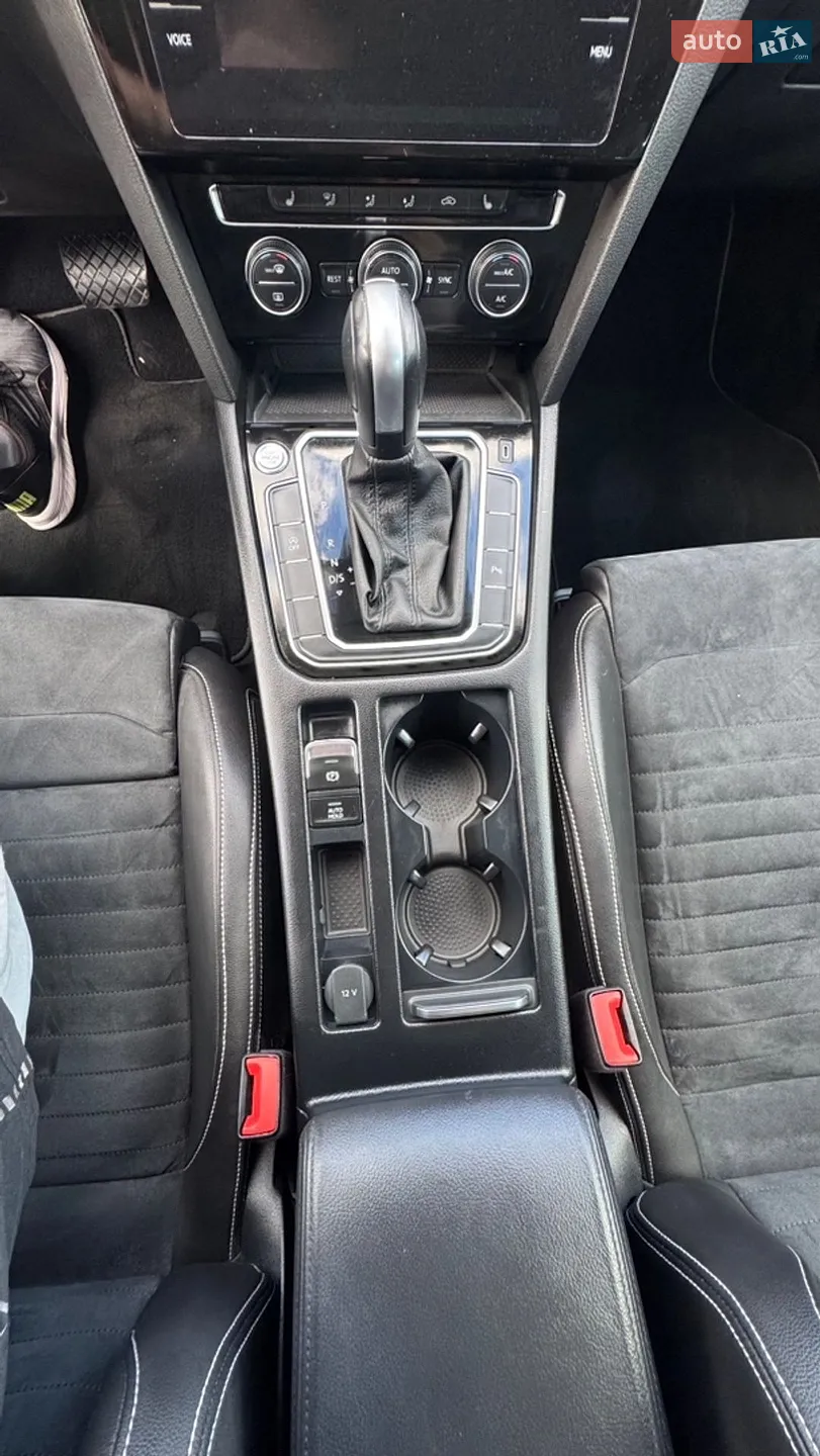 2019 Volkswagen Passat - мініатюра 30
