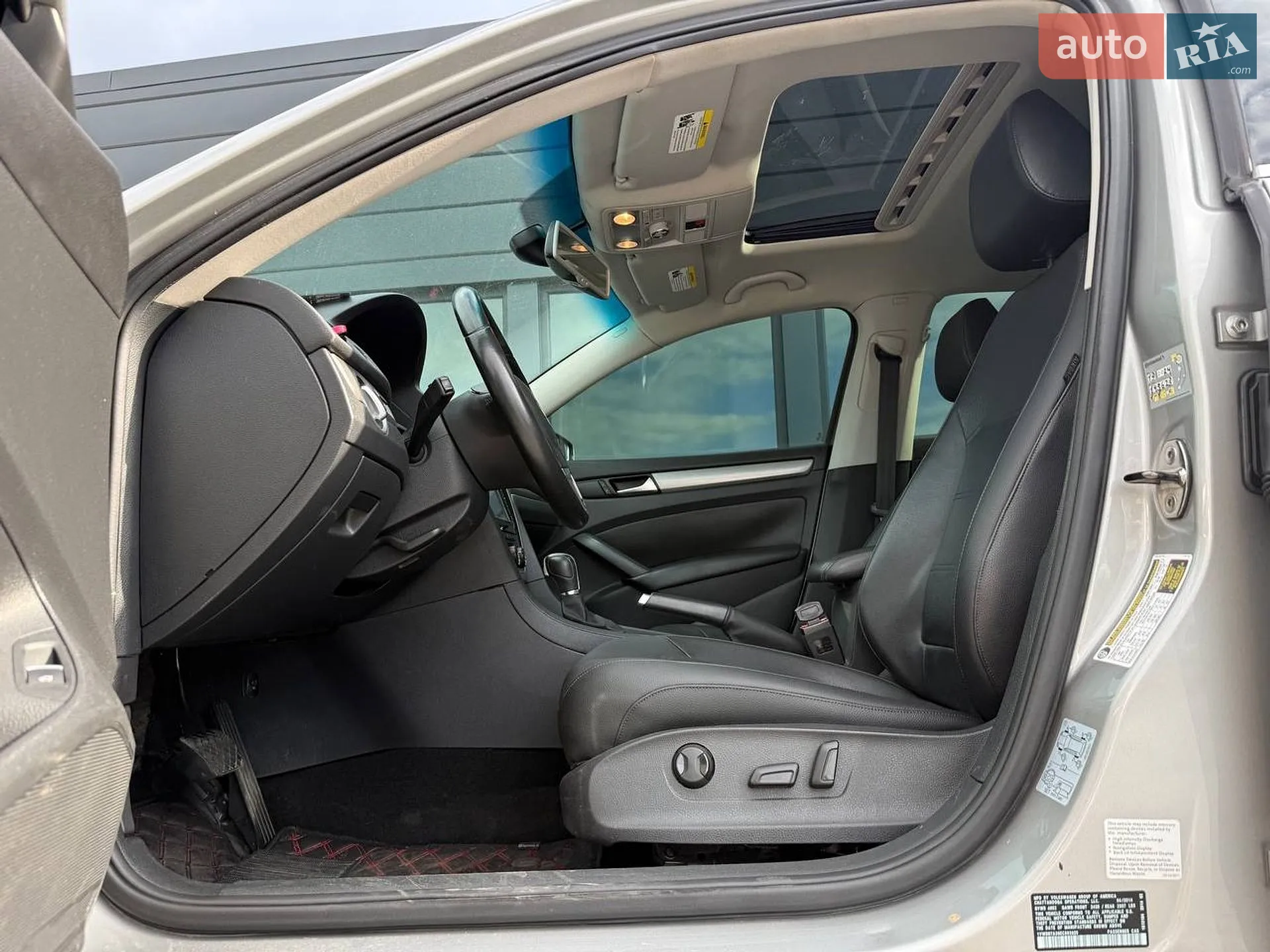 2014 Volkswagen Passat - мініатюра 26