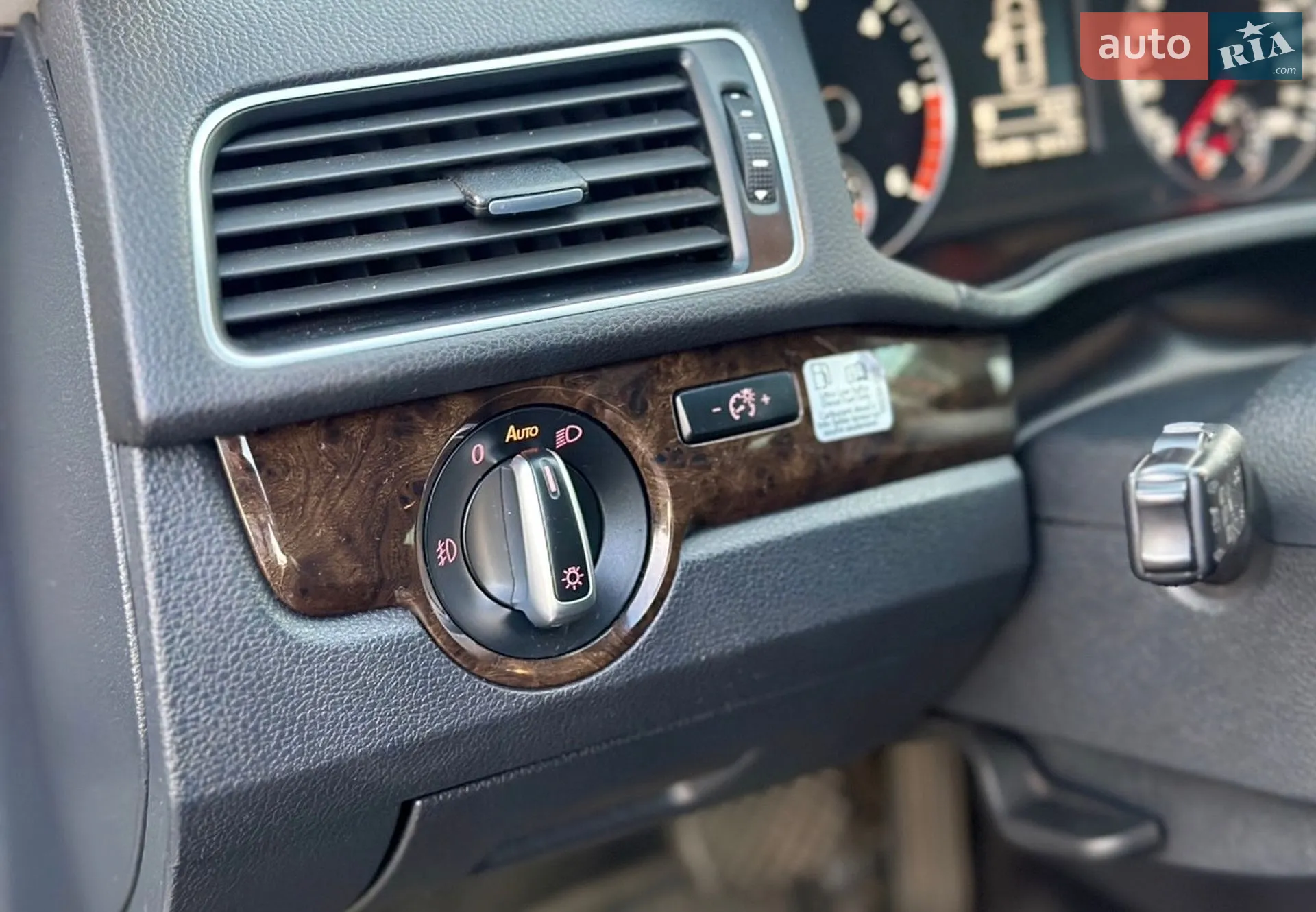 2014 Volkswagen Passat - мініатюра 13