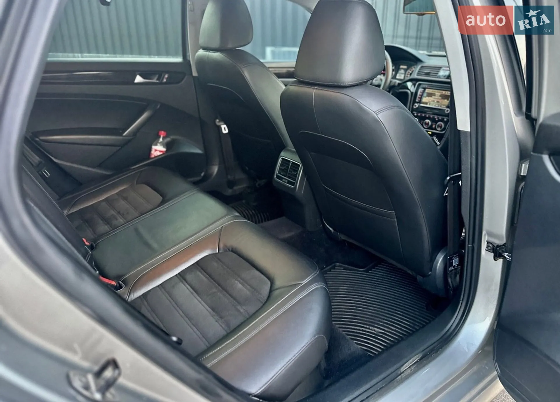 2014 Volkswagen Passat - мініатюра 27