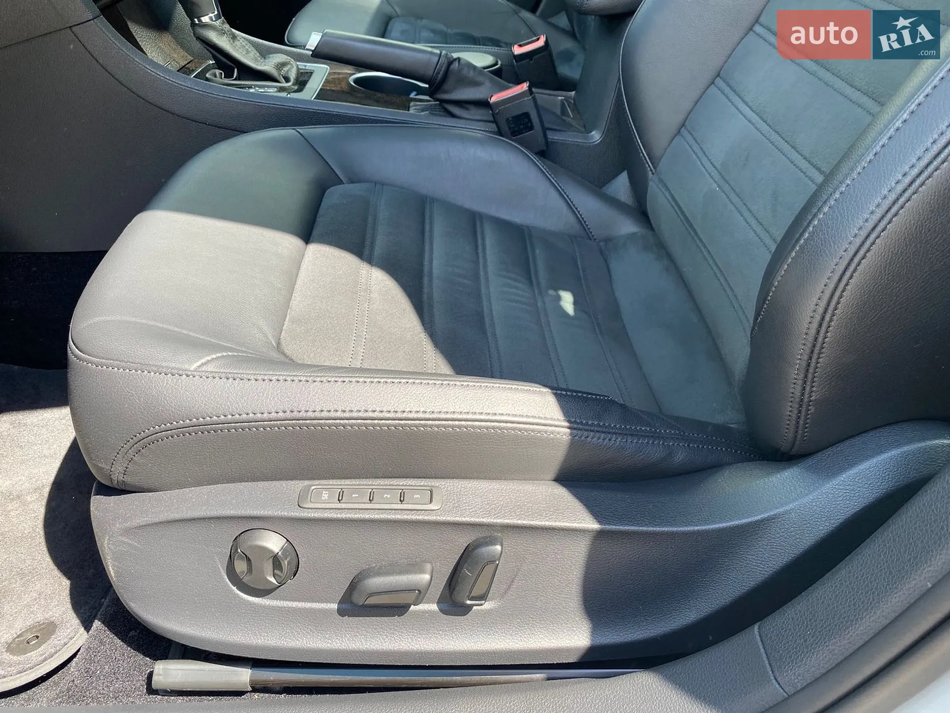 2015 Volkswagen Passat - мініатюра 17